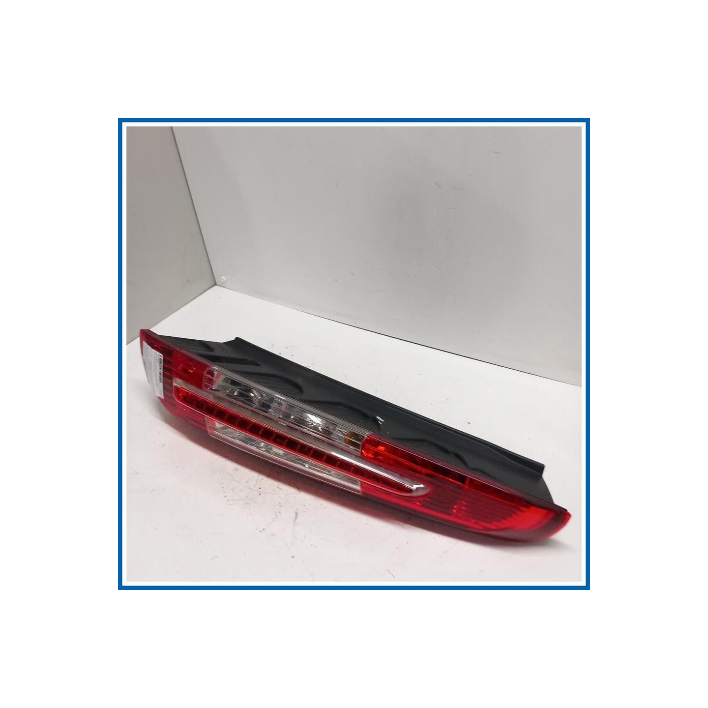Fanale REAR LAMPS & LENSES | dx. | post. FORD C-Max II