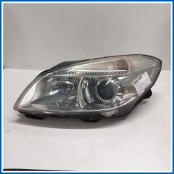 Proiettore . | sx. | ant. SKODA Fabia 545 SW