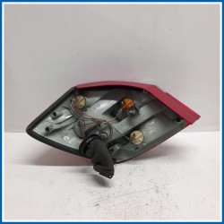 Fanale . | dx. | post. SKODA Fabia 545 SW