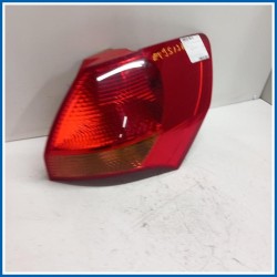 Fanale est. LAMP ASSY-REAR COMB OUTSIDE,RH | dx. | post. KIA Venga