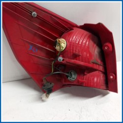 Fanale est. LAMP ASSY-REAR COMB OUTSIDE,RH | dx. | post. KIA Venga