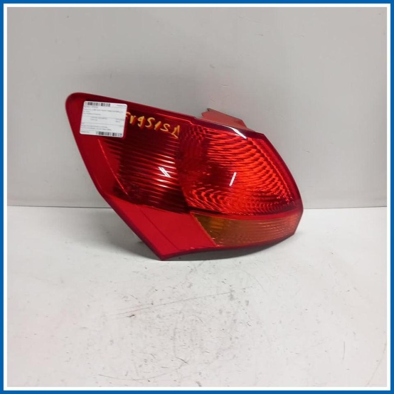 Fanale est. LAMP ASSY-REAR COMB OUTSIDE,LH | sx. | post. KIA Venga