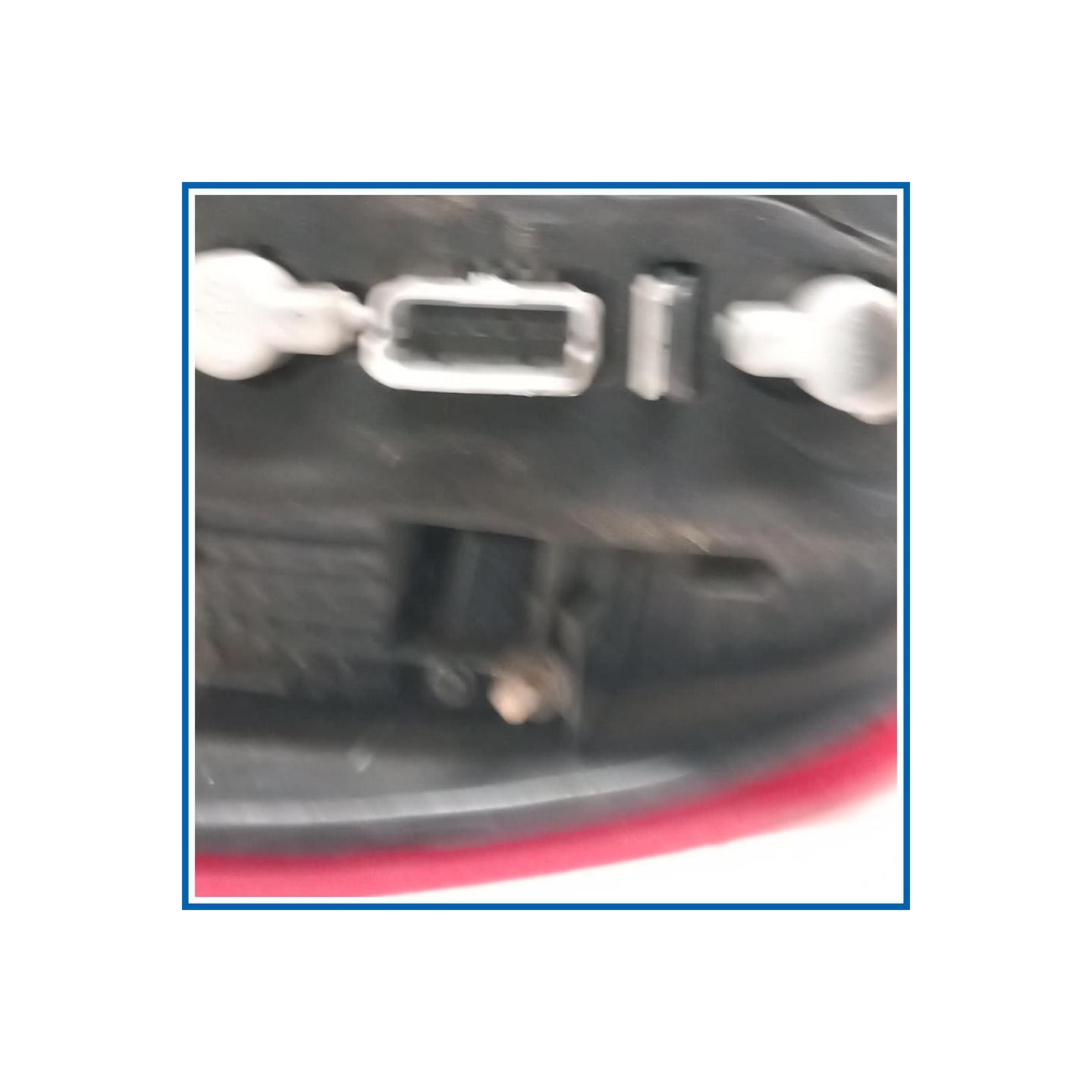 Fanale CORPO FANA COM | dx. | post. NISSAN Micra IV