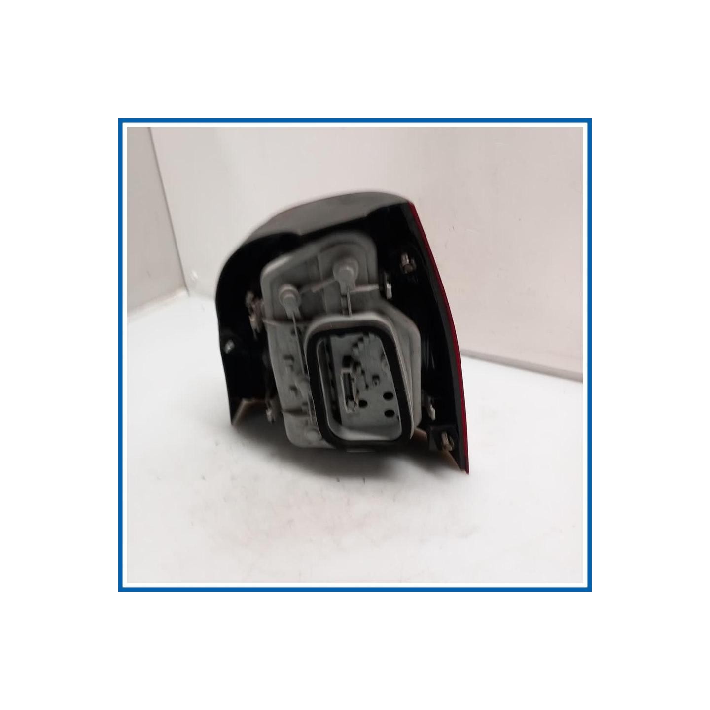 Fanale . | sx. | post. VOLKSWAGEN Polo V