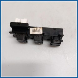 Interruttore alzacristalli INTERRUTTORE-FINESTRINO ELETTR | sx. | ant. HYUNDAI i30 I