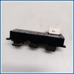 Interruttore alzacristalli INTERRUTTORE-FINESTRINO ELETTR | sx. | ant. HYUNDAI i30 I