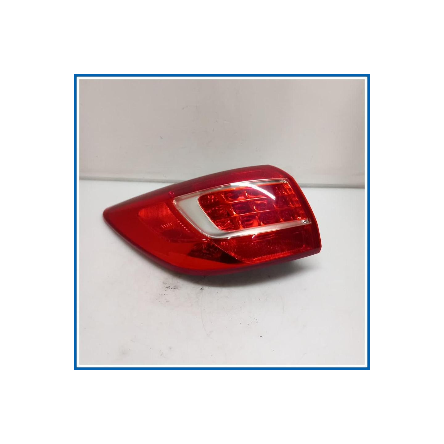 Fanale est. LAMP ASSY-REAR COMBINATION,LH | sx. | post. KIA Sportage III