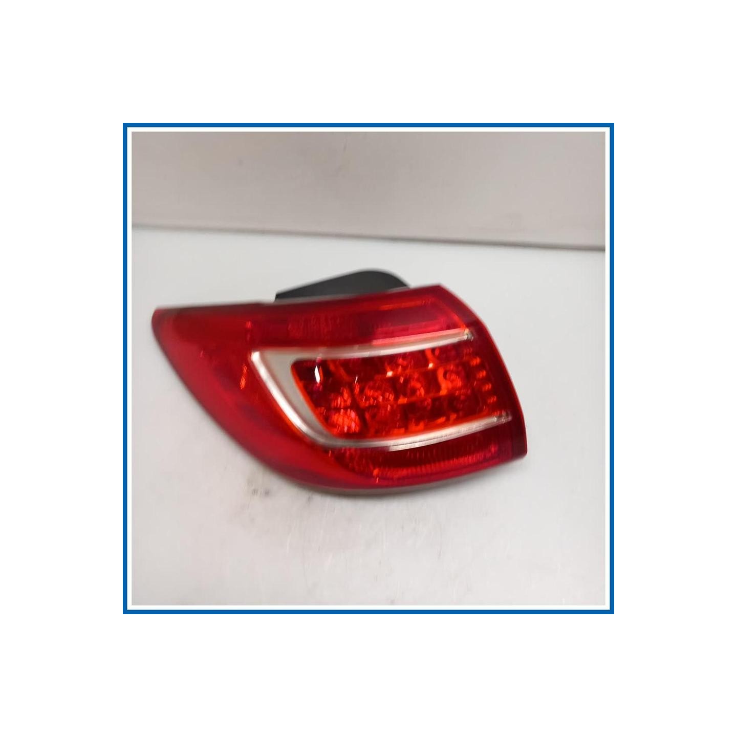 Fanale est. LAMP ASSY-REAR COMBINATION,LH | sx. | post. KIA Sportage III