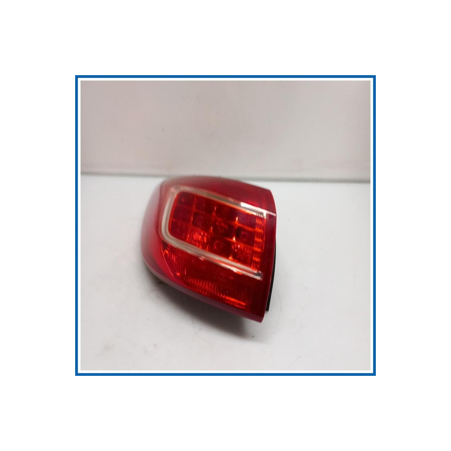 Fanale est. LAMP ASSY-REAR COMBINATION,LH | sx. | post. KIA Sportage III