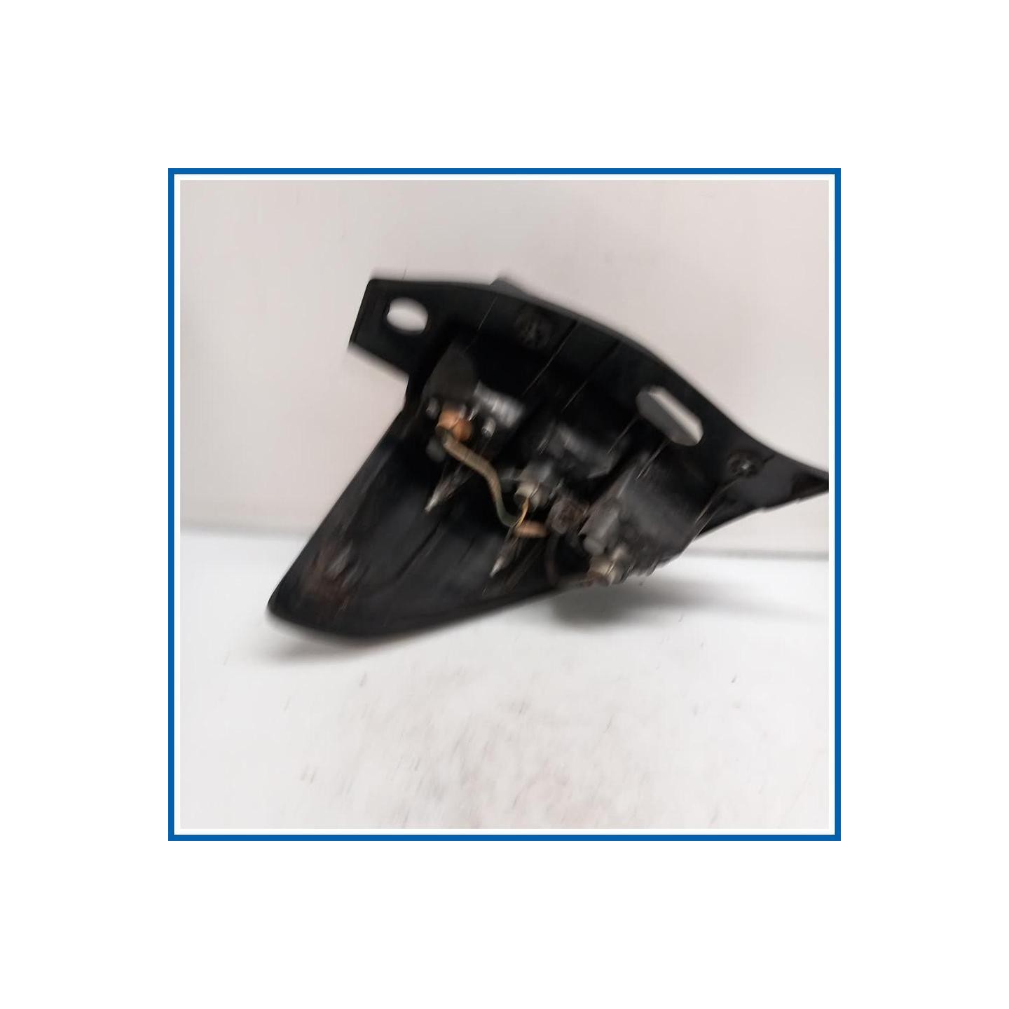 Fanale PLAST.FANALE P.DX | dx. | post. SUBARU Forester III