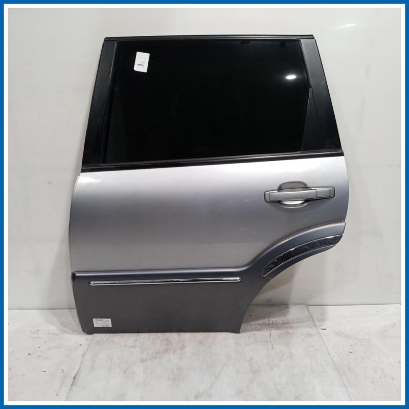 Porta PNL ASSY-RR DR-LH(Y290) | sx. | post. SSANGYONG Rexton I