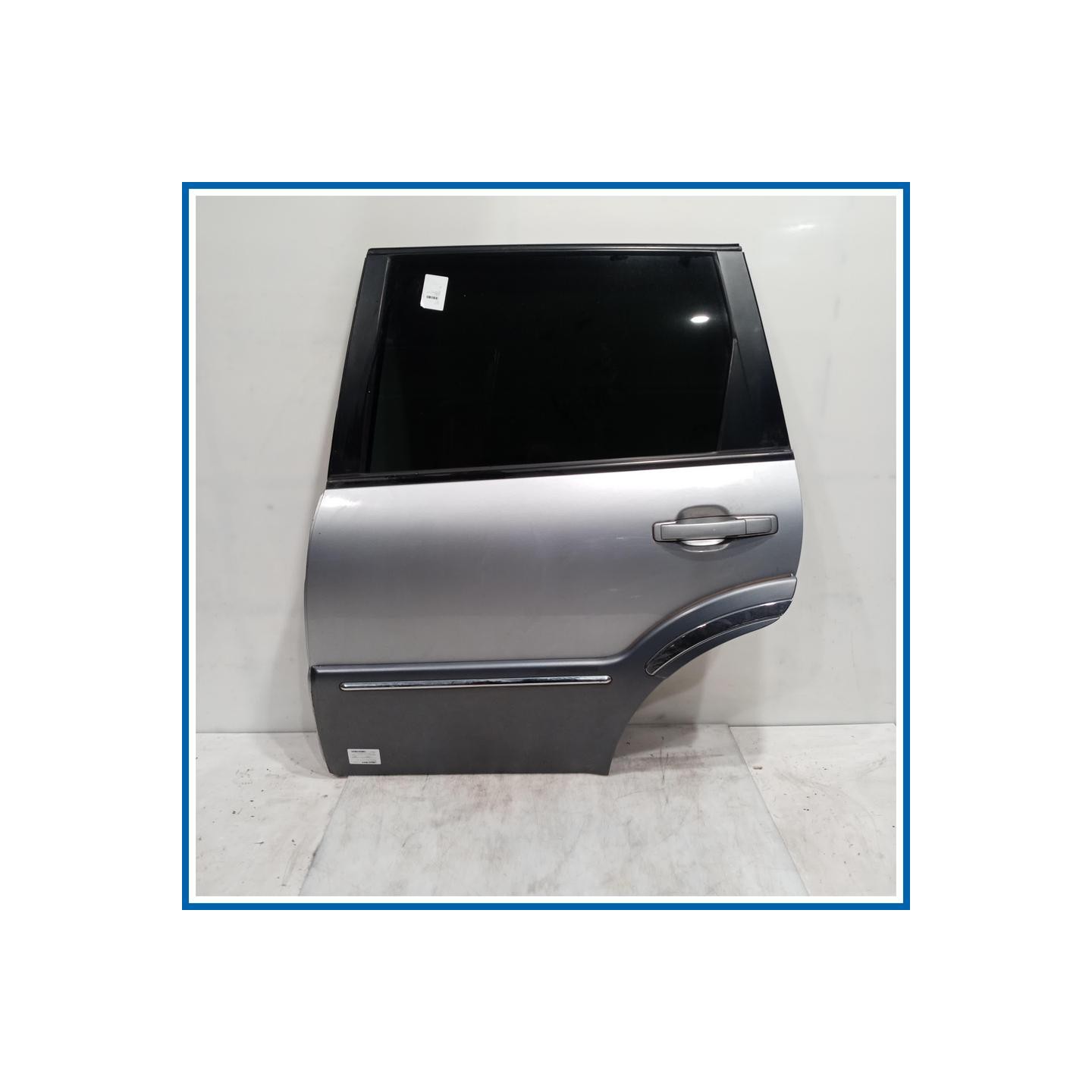 Porta PNL ASSY-RR DR-LH(Y290) | sx. | post. SSANGYONG Rexton I