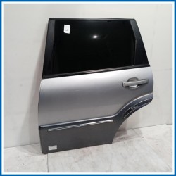 Porta PNL ASSY-RR DR-LH(Y290) | sx. | post. SSANGYONG Rexton I