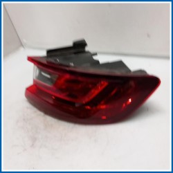 Fanale est. FEU AR D AILE | dx. | post. RENAULT Mégane IV