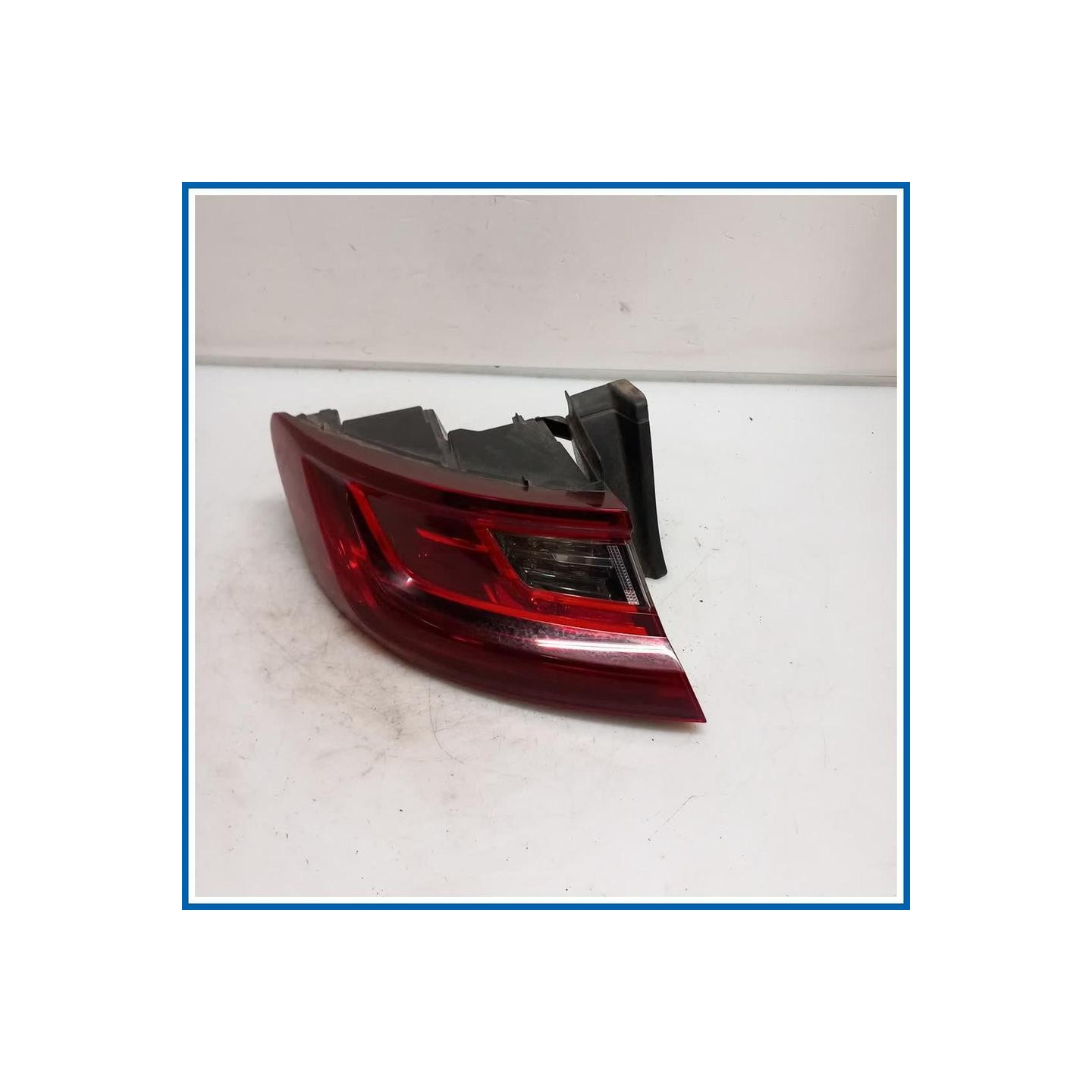 Fanale est. FANALINO POSTE SX | sx. | post. RENAULT Mégane IV