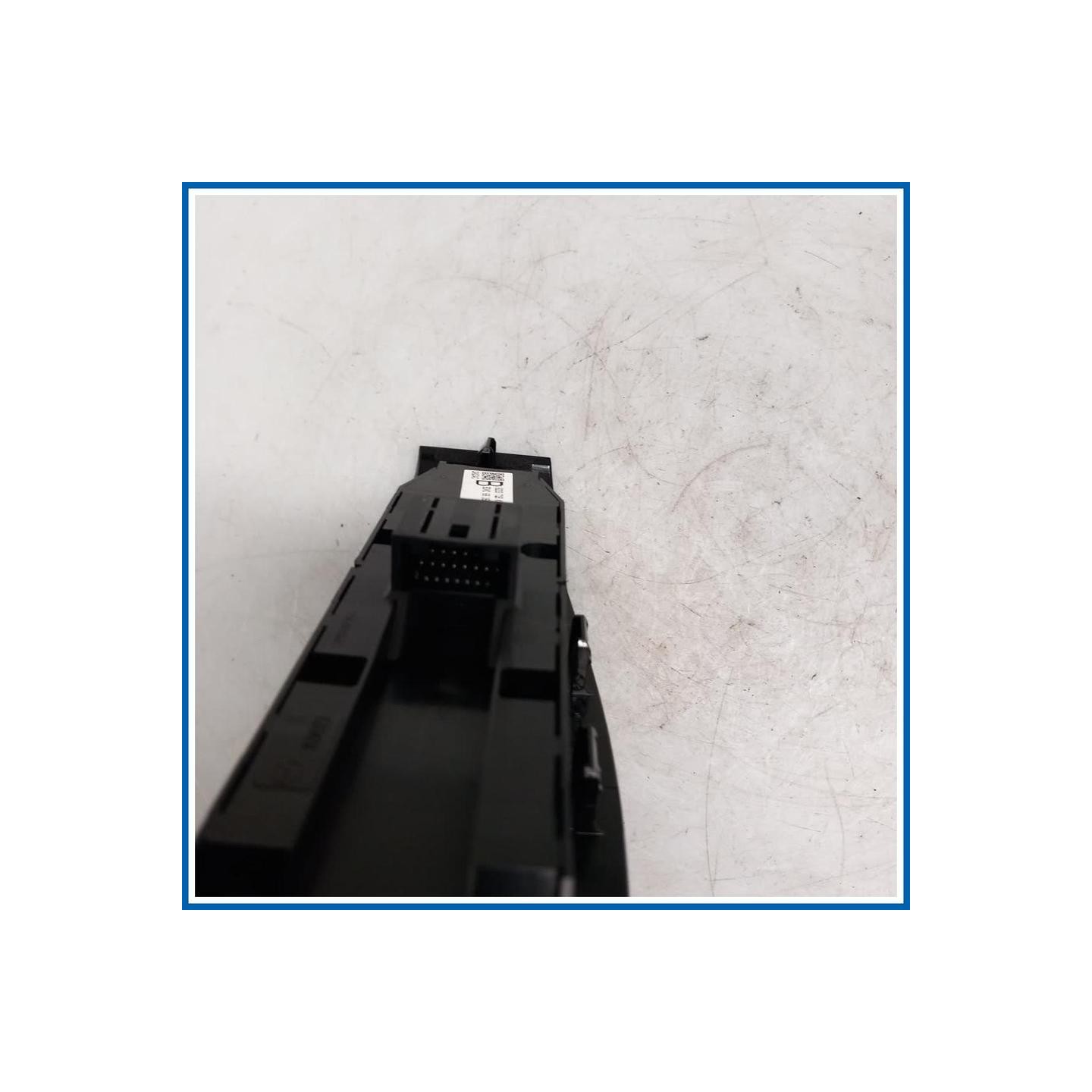 Interruttore alzacristalli Switch,power window | sx. | ant. MAZDA CX30