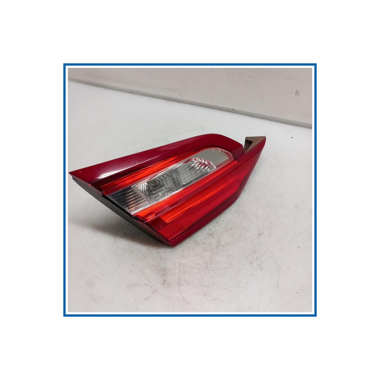 Fanale int. REAR LAMPS & LENSES | sx. | post. FORD Fiesta VII