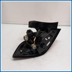 Fanale est. REAR LAMPS & LENSES | dx. | post. FORD Fiesta VII