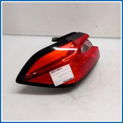Fanale est. REAR LAMPS & LENSES | sx. | post. FORD Fiesta VII