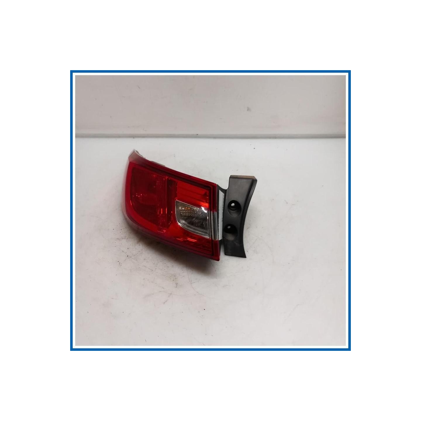Fanale est. FANALINO POST SX | sx. | post. RENAULT Clio IV