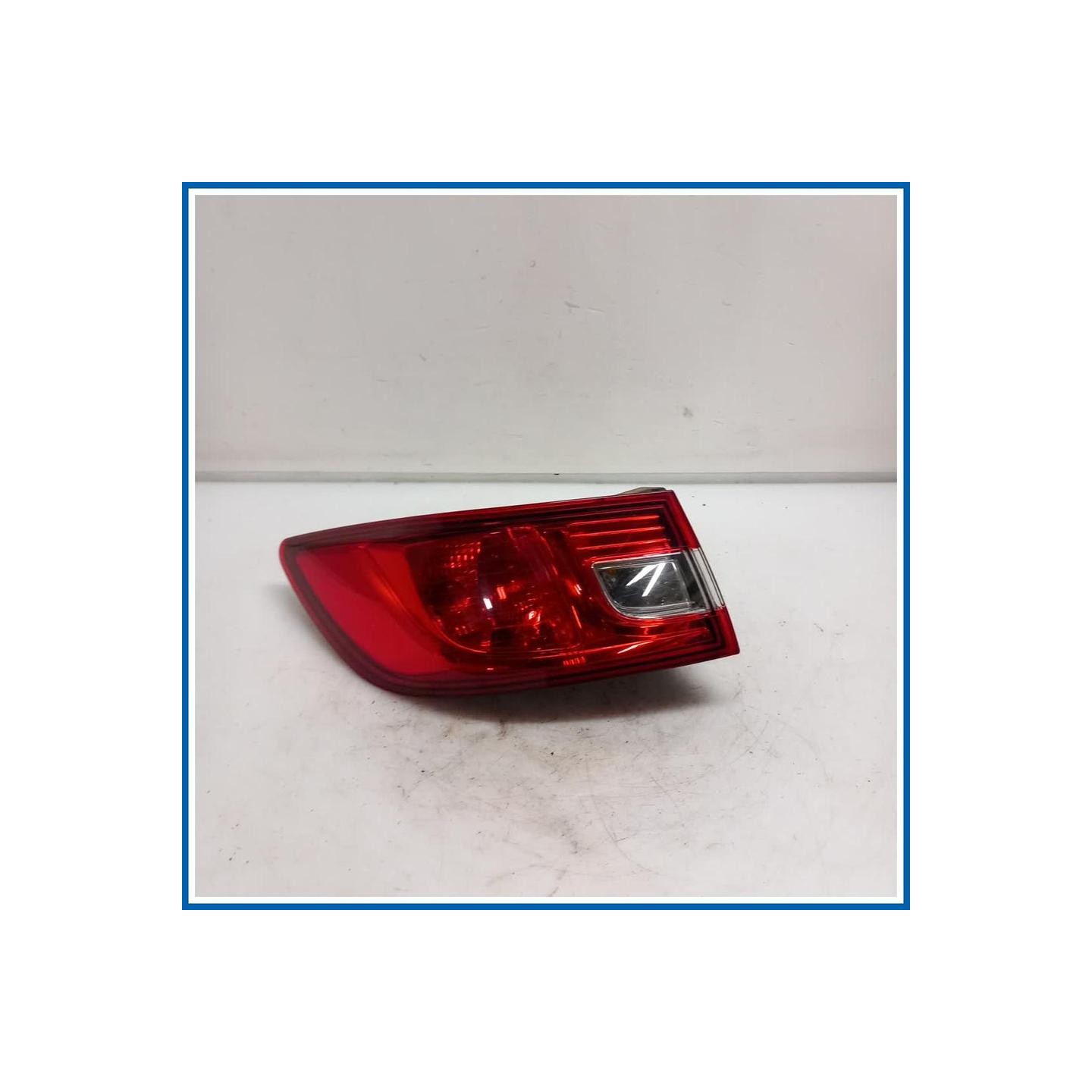 Fanale est. FANALINO POST SX | sx. | post. RENAULT Clio IV