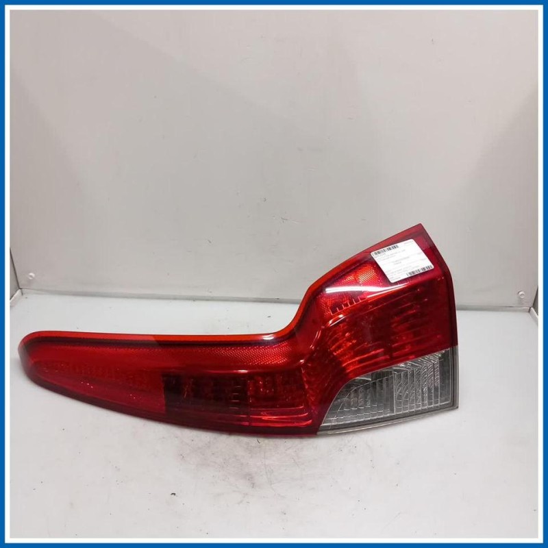 Fanale SCATOLA LAMPADA | dx. | post. VOLVO V50