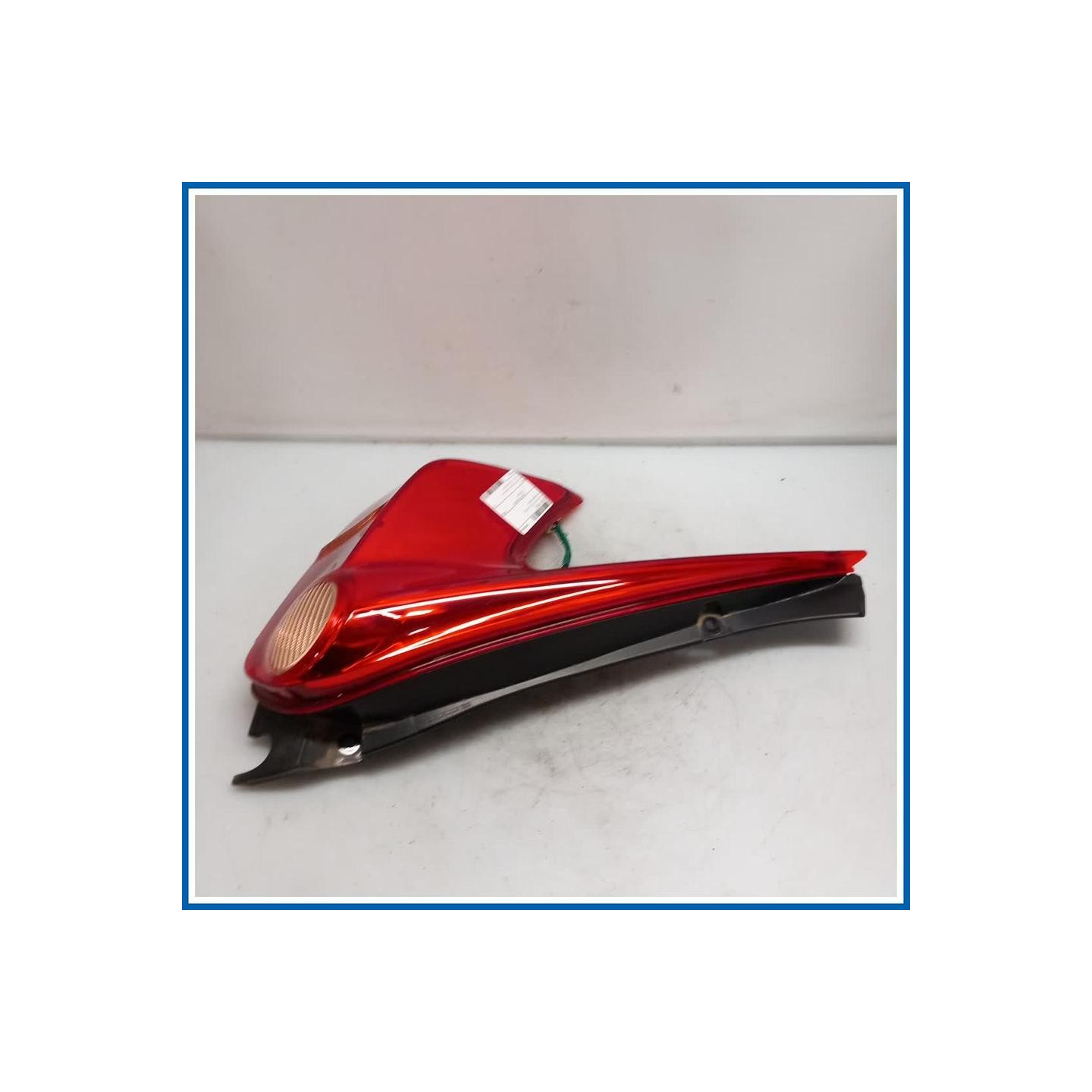 Fanale FARO POST SX | sx. | post. NISSAN Juke I