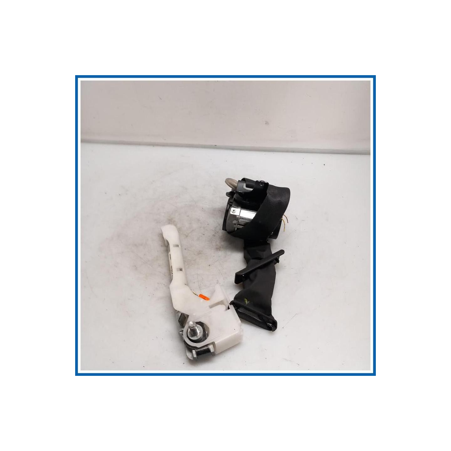 Cintura di sicurezza sedile BELT ASSY-TONGU | sx. | ant. NISSAN Juke I