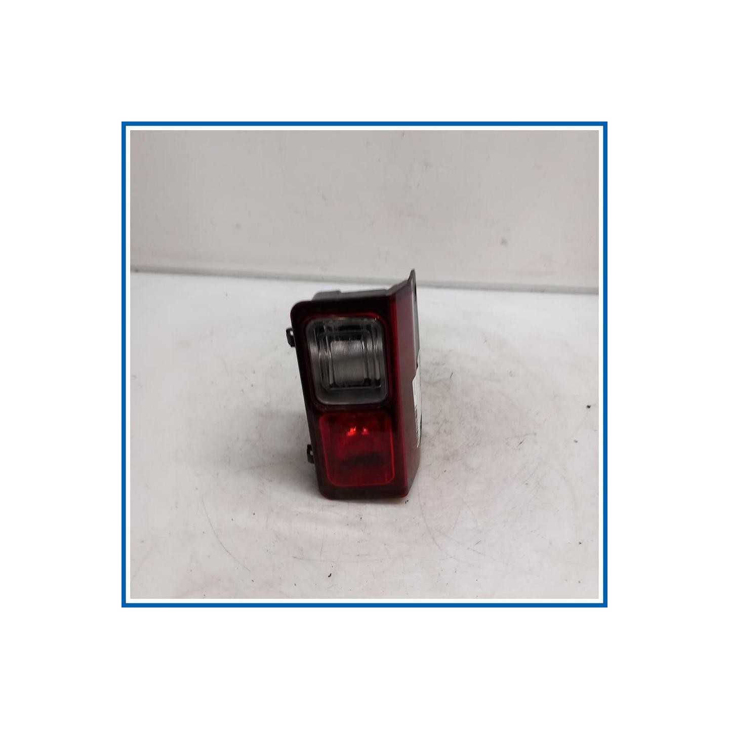 Fanalino FANAL POST DX | dx. | post. RENAULT Trafic IV