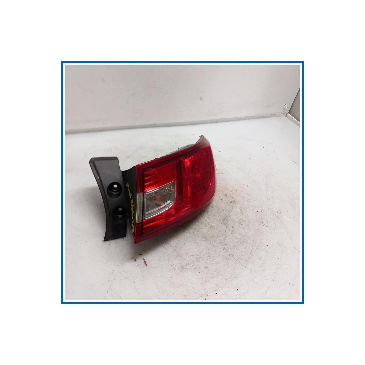Fanale est. FANALINO POST DX | dx. | post. RENAULT Clio IV