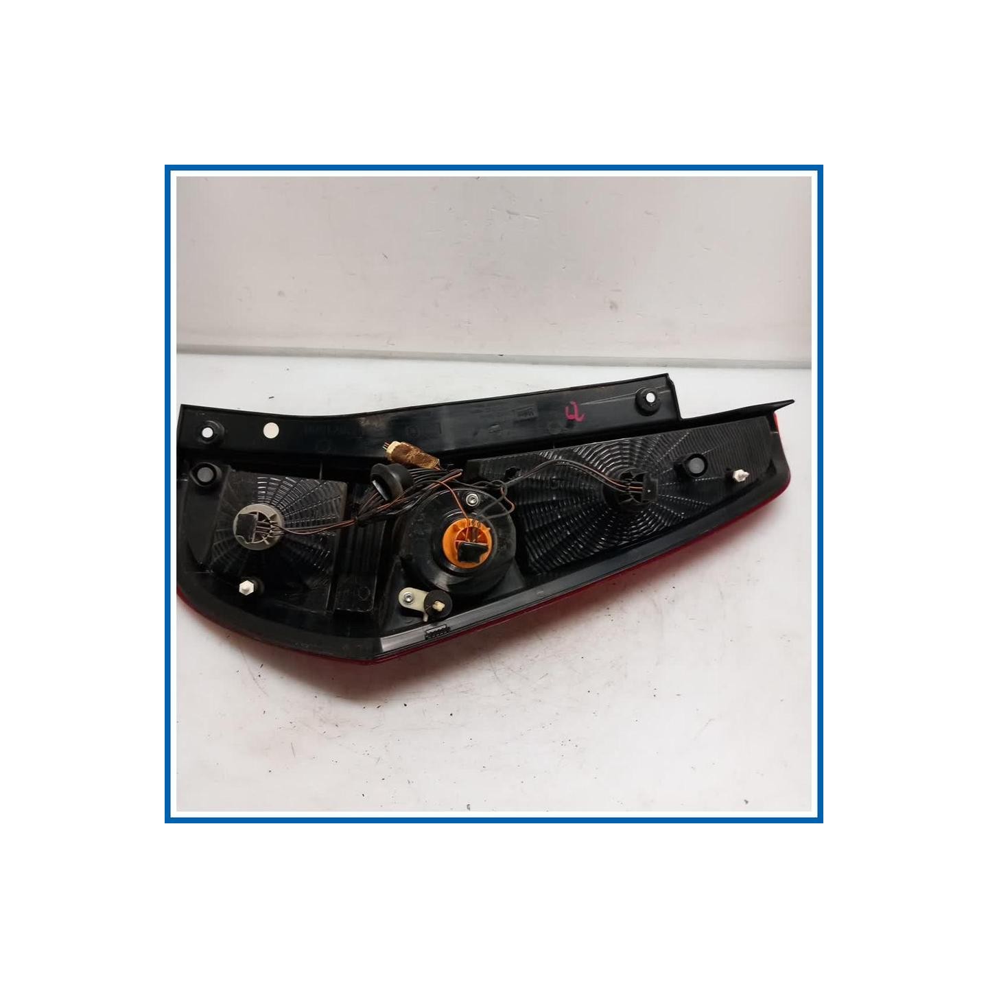 Fanale LAMP UNIT RR COMBINATION LH | sx. | post. SUZUKI Splash