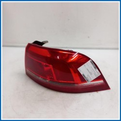 Fanale est. . | dx. | post. VOLKSWAGEN Passat VI Variant