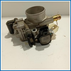 Corpo farfallato |  |  TOYOTA Avensis I