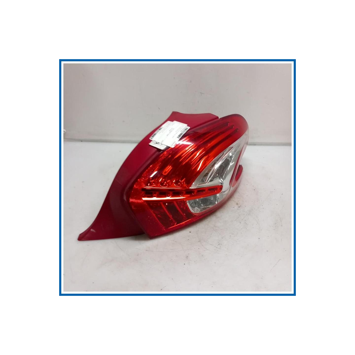 Fanale FANALE POSTERIO | dx. | post. PEUGEOT 208 I