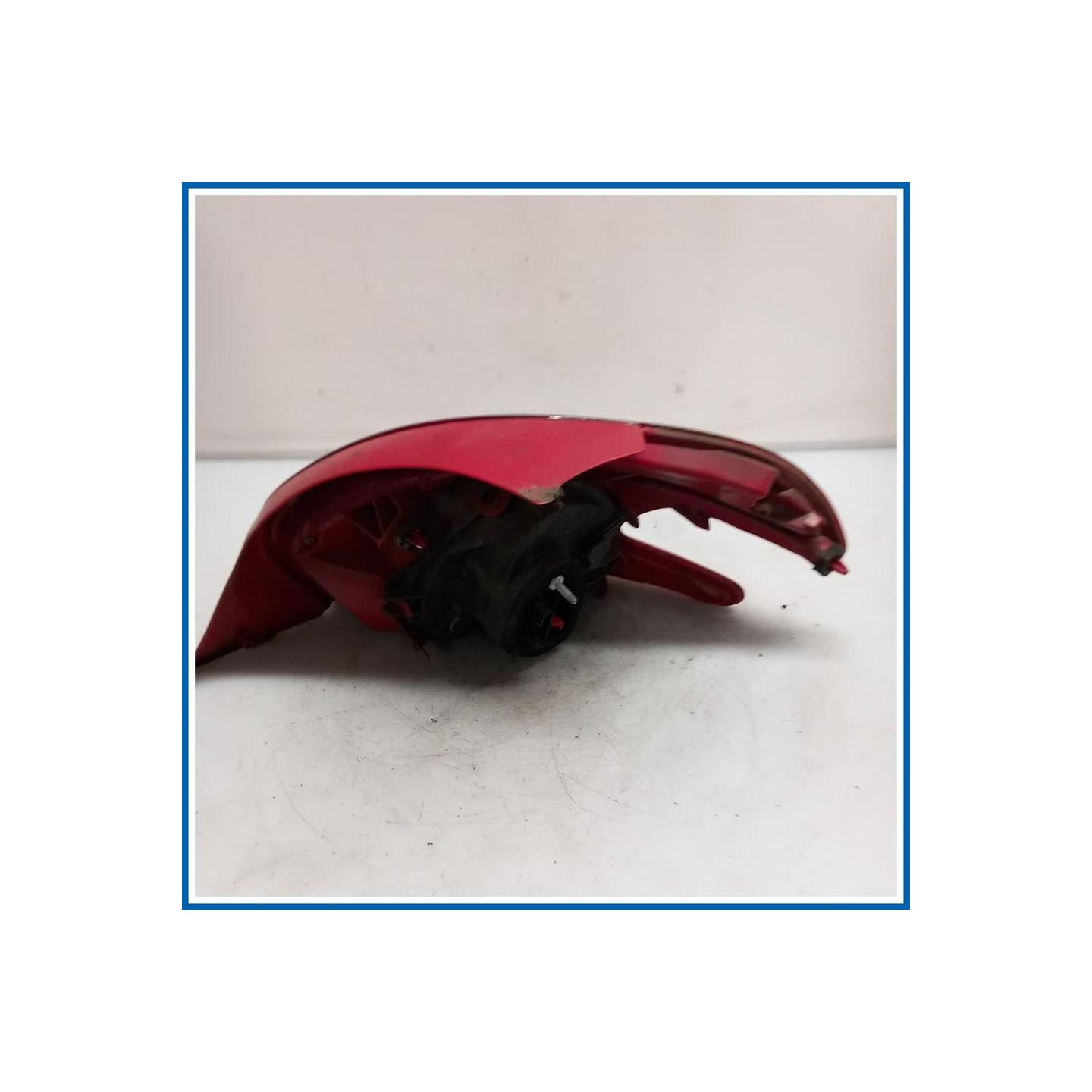 Fanale FANALE POSTERIO | sx. | post. PEUGEOT 208 I