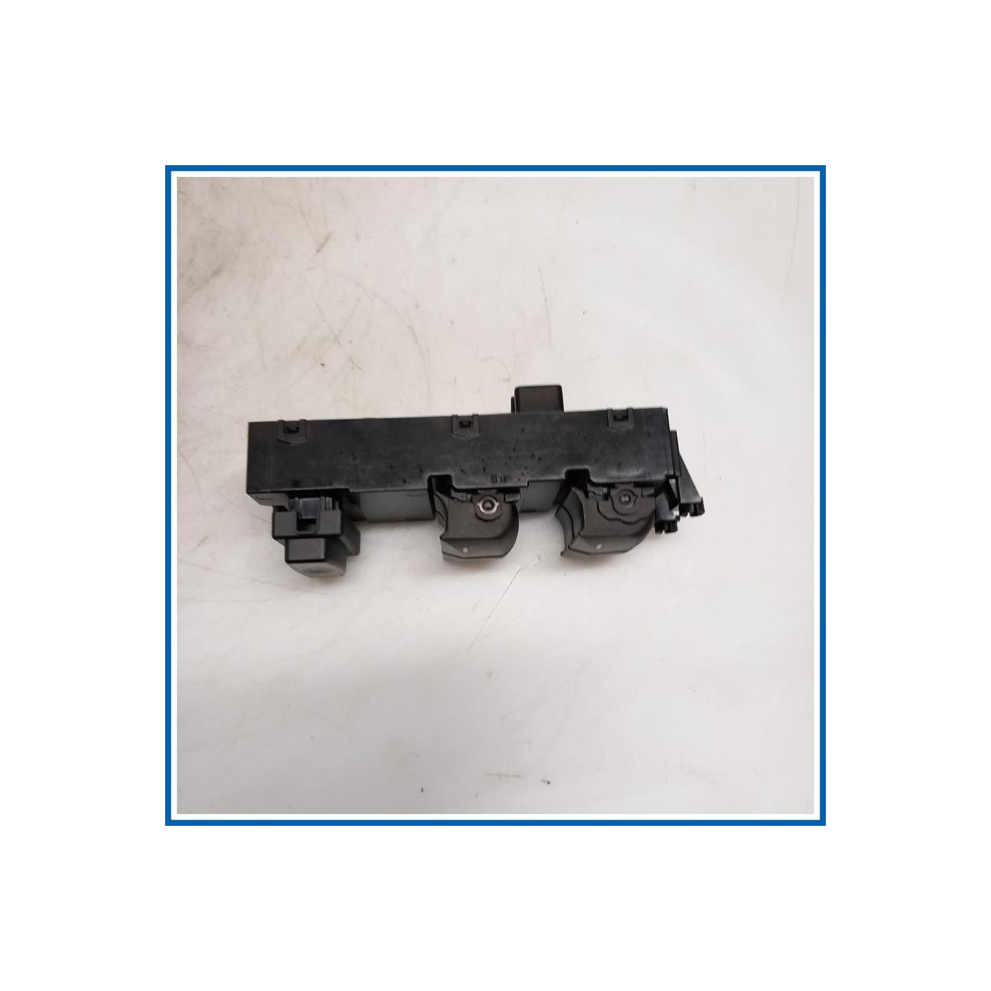 Interruttore alzacristalli UNIT-FINESTRINO ELETTRICO, PR | sx. | ant. HYUNDAI i30 II CW