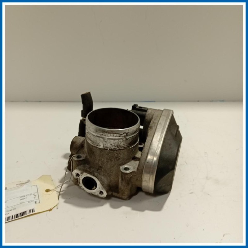 Corpo farfallato . |  |  SEAT Altea 5P1