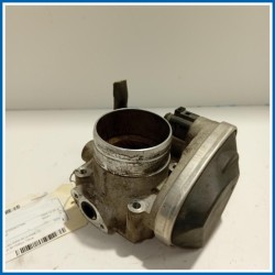 Corpo farfallato . |  |  SEAT Altea 5P1