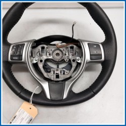 Volante |  |  TOYOTA Yaris IV