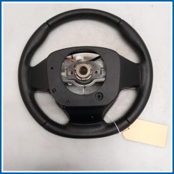 Volante |  |  TOYOTA Yaris IV