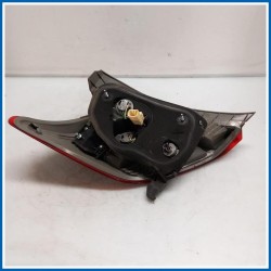 Fanale PLASTICA POST. DX | dx. | post. TOYOTA Yaris IV