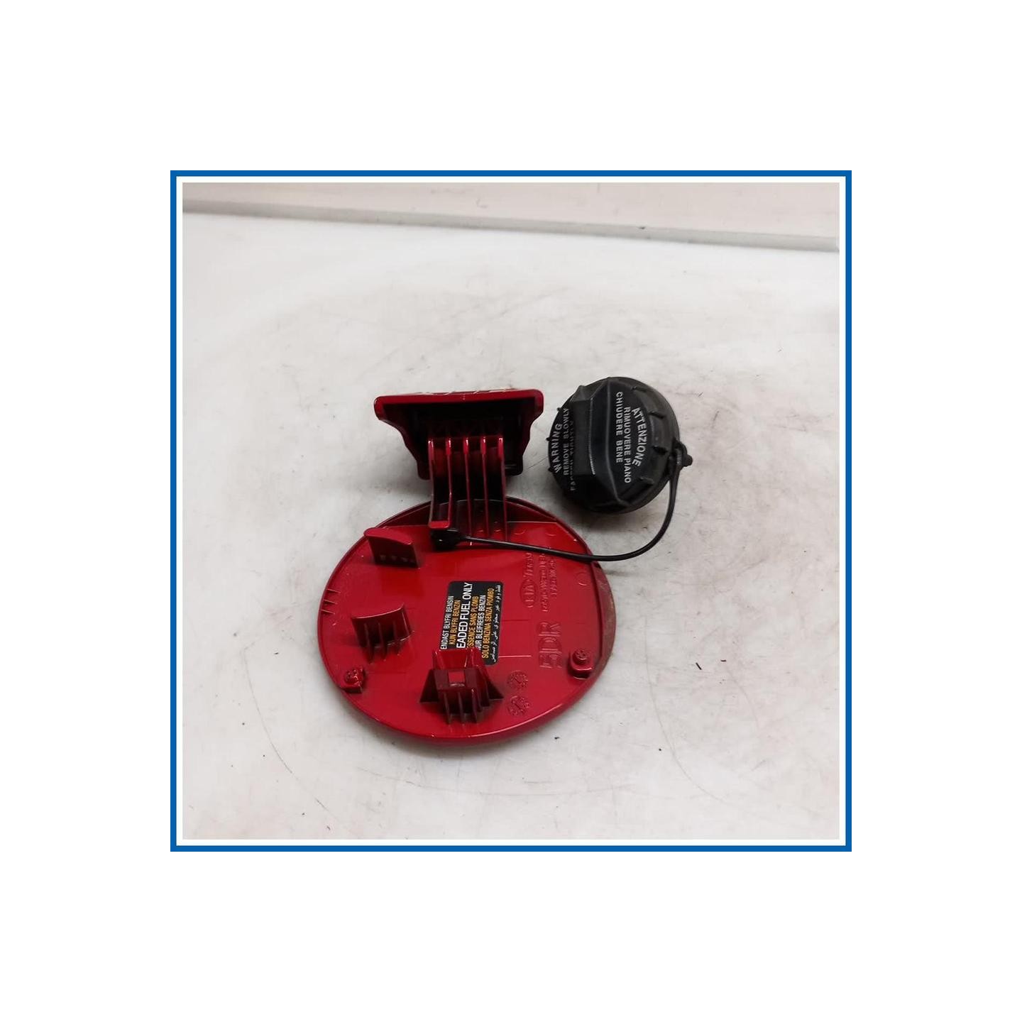 Sportello carburante parafango DOOR ASSY-FUEL FILLER |  | post. KIA Rio III