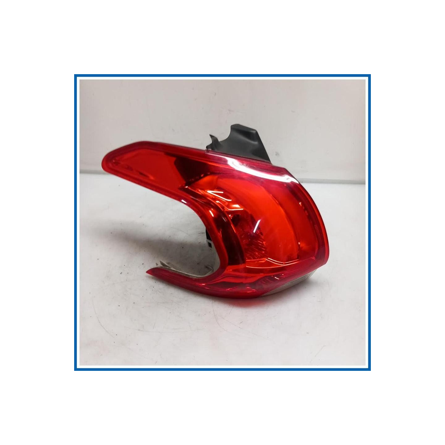 Fanale est. FANALE POSTERIO | sx. | post. PEUGEOT 2008 I