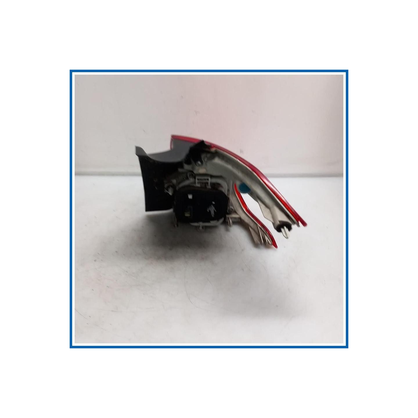 Fanale est. FANALE POSTERIO | sx. | post. PEUGEOT 2008 I
