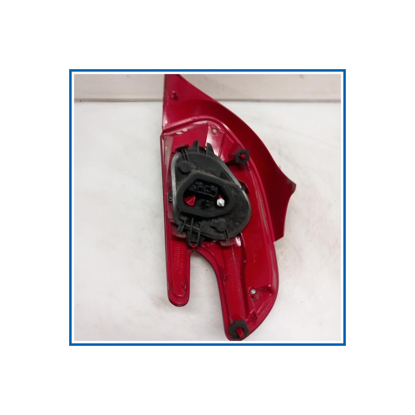 Fanale FANALE POSTERIO | sx. | post. PEUGEOT 208 I