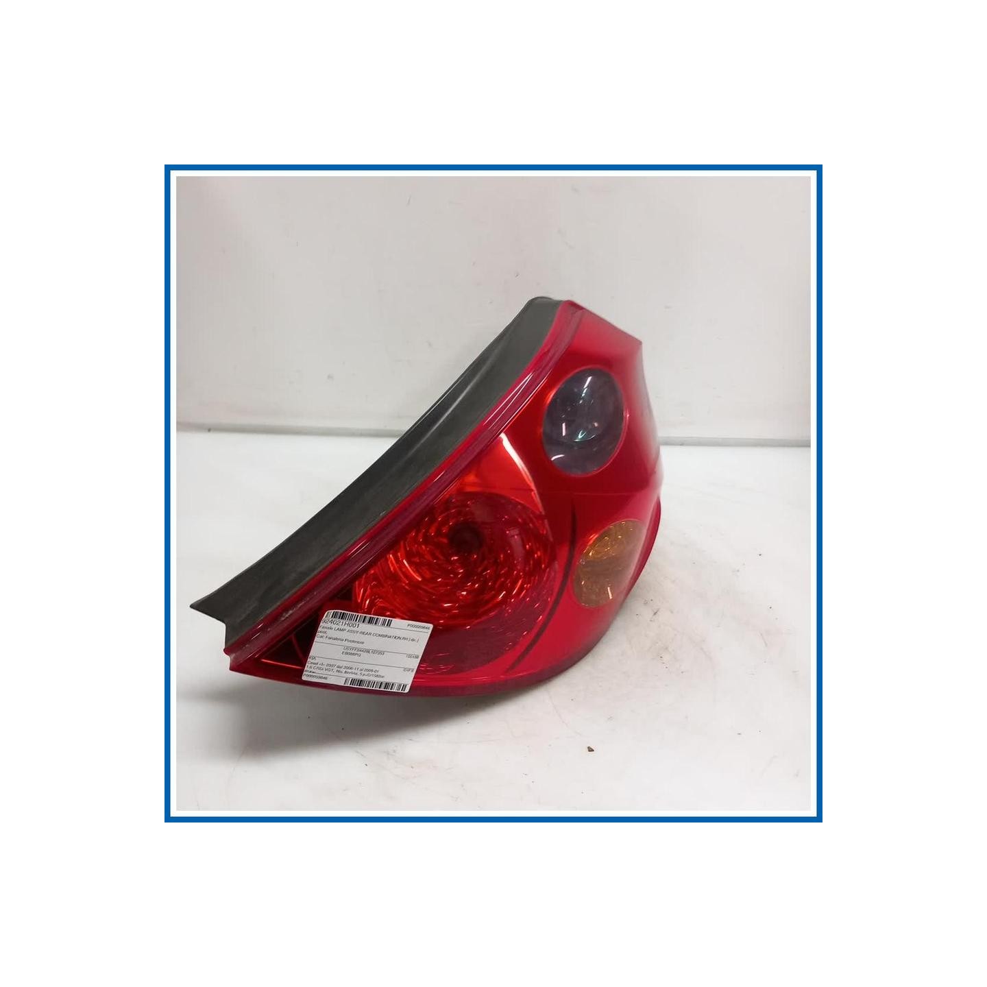 Fanale LAMP ASSY-REAR COMBINATION,RH | dx. | post. KIA Ceed I