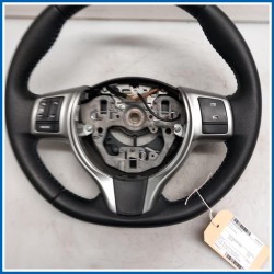 Volante |  |  TOYOTA Yaris IV