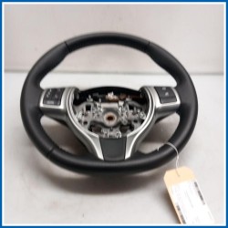 Volante |  |  TOYOTA Yaris IV