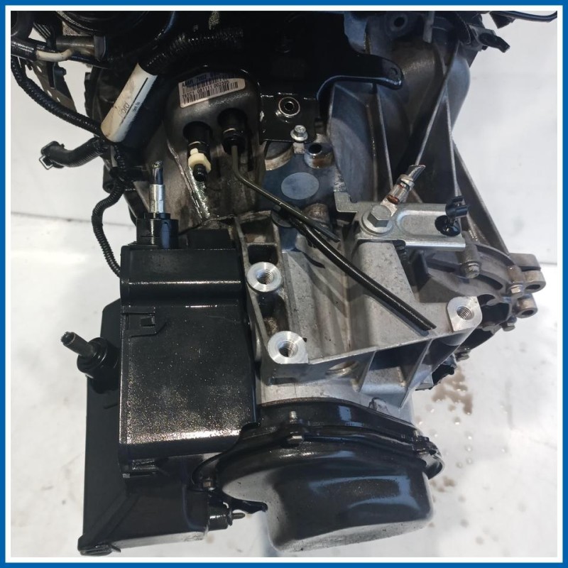 Cambio TRANSAXLE ASSY |  |  FORD Fiesta VI