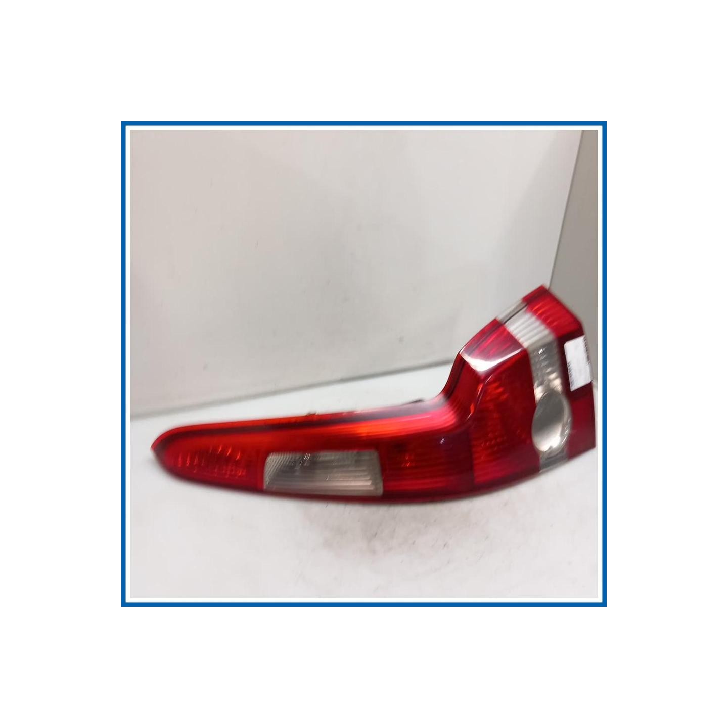 Fanale SCATOLA LAMPADA | dx. | post. VOLVO V50